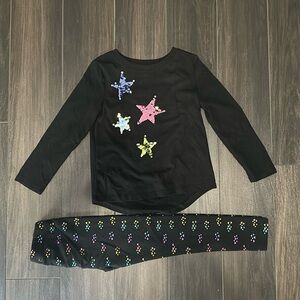 Cat & Jack Girls’ Long Sleeve Flip Sequin Star Shirt & Leggings XS